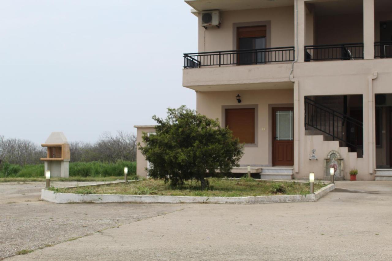 Vakis Apartments 2 Romanó Kültér fotó