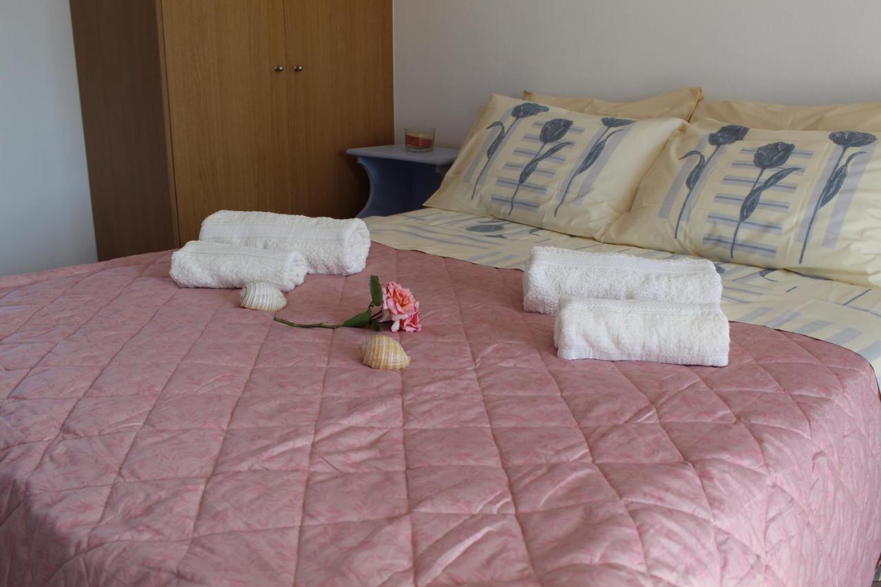 Vakis Apartments 2 Romanó Kültér fotó