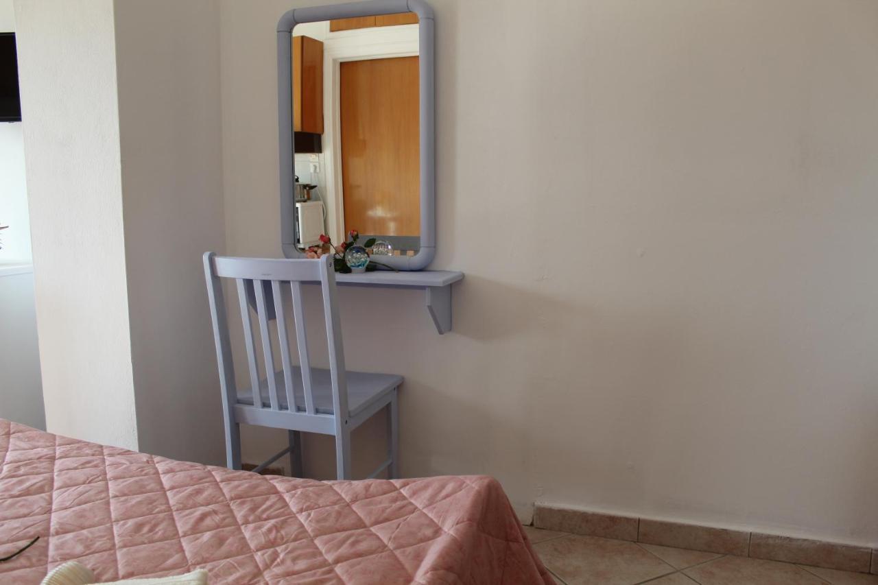 Vakis Apartments 2 Romanó Kültér fotó